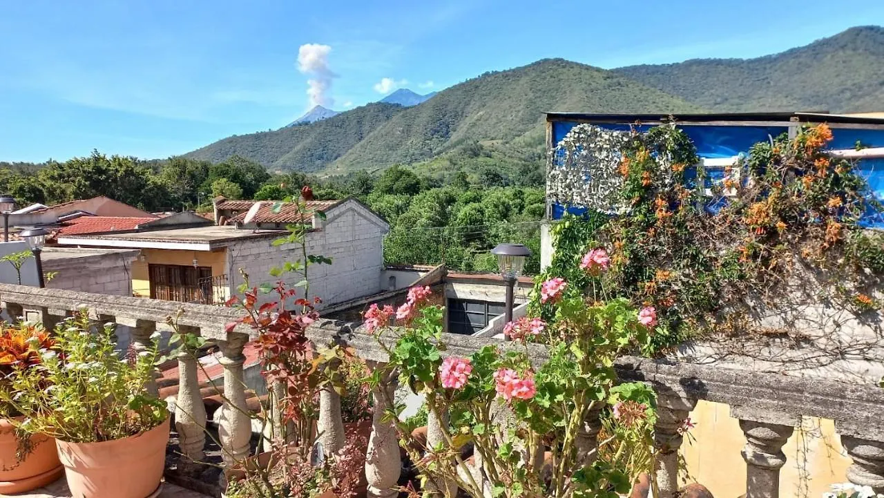 Casa Quetzalli, La Recoleccion Антигуа-Гватемала 0*,  Гватемала