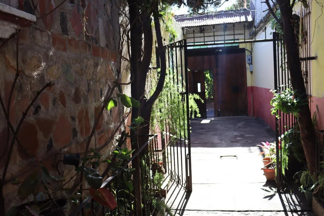 Homestay Casa Quetzalli, La Recoleccion Antigua Guatemala